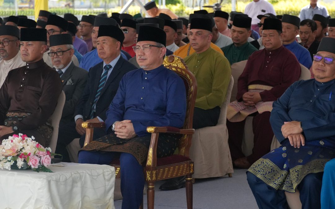 Upacara Penurunan Bendera Besar Negara Brunei Darussalam Sempena Sambutan Ulang Tahun Hari Keputeraan KDYMM Yang Ke-79