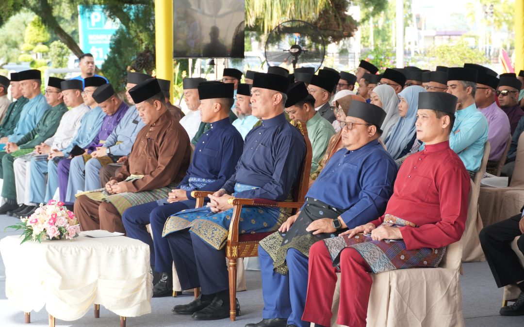 Upacara Pengibaran Bendera Besar Negara Brunei Darussalam Sempena Sambutan Ulang Tahun Hari Keputeraan Kebawah Duli Yang Maha Mulia Paduka Seri Baginda Sultan Dan Yang Di-Pertuan Negara Brunei Darussalam Yang Ke-79 Bagi Tahun 2025