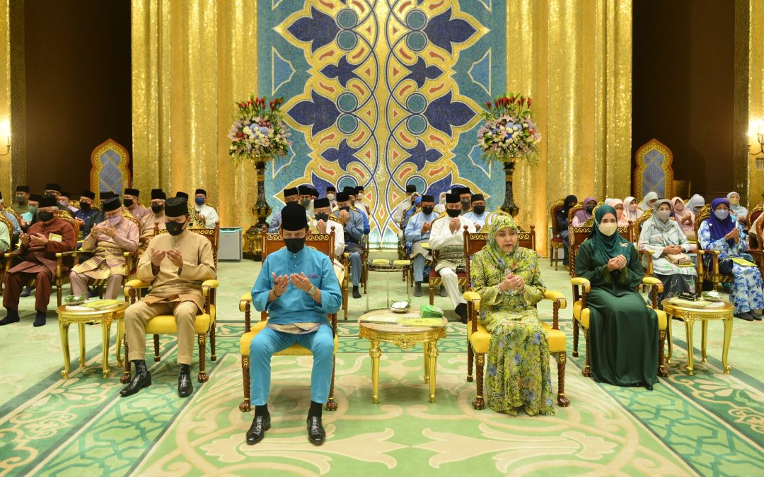 Majlis Khatam Al-Qur’an 76 Kali Khatam Ahli-Ahli MPK, Penuntut-Penuntut Sekolah Dan Institusi-Institusi Pengajian Tinggi Seluruh Negara Sempena Sambutan Perayaan Ulang Tahun Hari Keputeraan