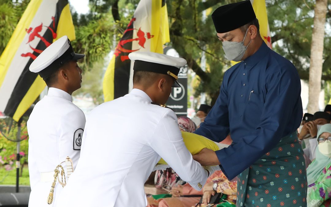 Upacara Pengibaran Bendera Besar Negara Brunei Darussalam Sempena Sambutan Ulang Tahun Hari Keputeraan Kebawah Duli Yang Maha Mulia Paduka Seri Baginda Sultan Dan Yang Di-Pertuan Negara Brunei Darussalam Yang Ke-76 Bagi Tahun 2022