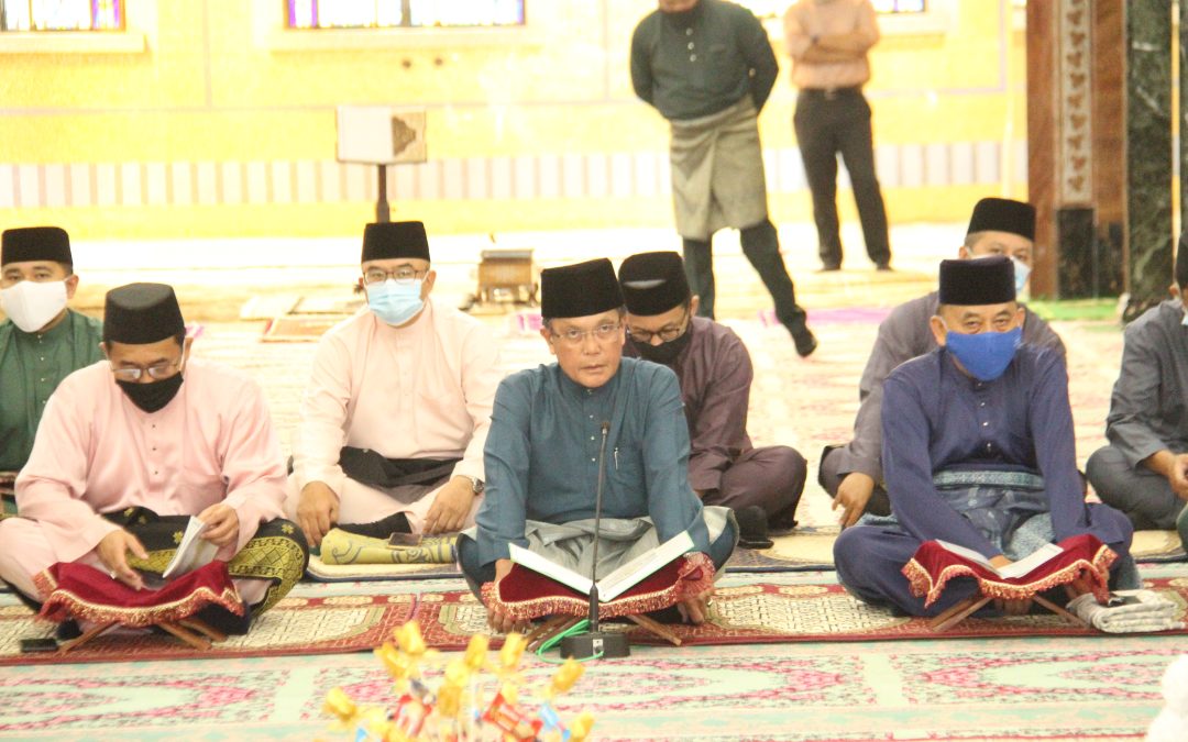 Majlis Khatam Al-Quran Sempena Sambutan Memperingati Hari Ulang Tahun Penukaran Nama Bandar Brunei Kepada Bandar Seri Begawan Ke-50 Bagi 1442H/2020M
