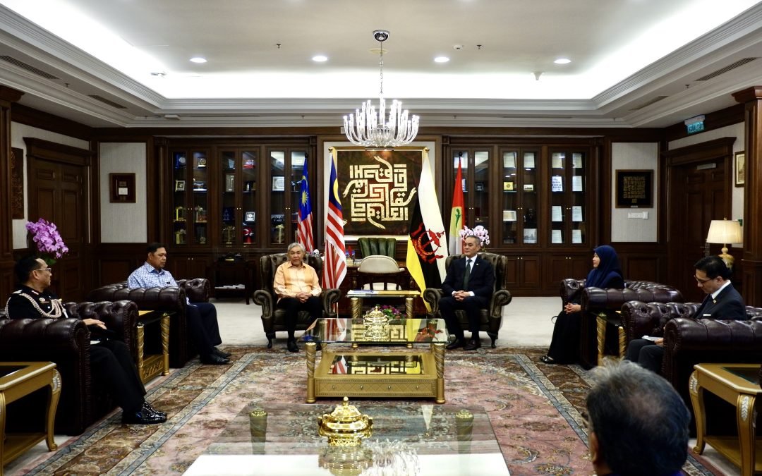Yang Berhormat Menteri Hal Ehwal Dalam Negeri Mengetuai Delegasi Negara Brunei Darussalam Ke Malaysia