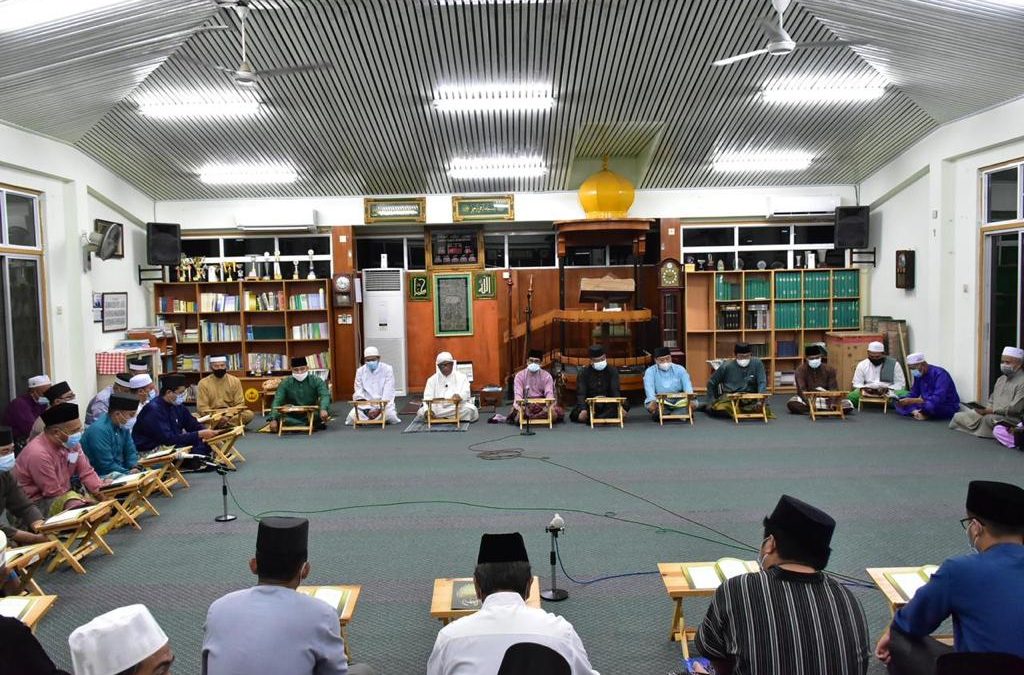 Majlis Dikir Rombongan Kementerian Hal Ehwal Dalam Negeri Dan Jabatan-Jabatan Di Bawahnya Ke Daerah Temburong Sempena Sambutan Maulud Nabi Muhammad S.A.W Bagi Tahun 1442 Hijrah Bersamaan 2020 Masehi